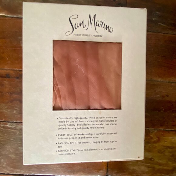 vtg 2 Prs SAN MARINO Seamless Mesh Picot Welt Nylon Stockings Size 10 Sunset NIB - Picture 3 of 6